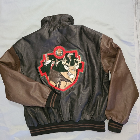 Leather jacket - Picture 6 of 12